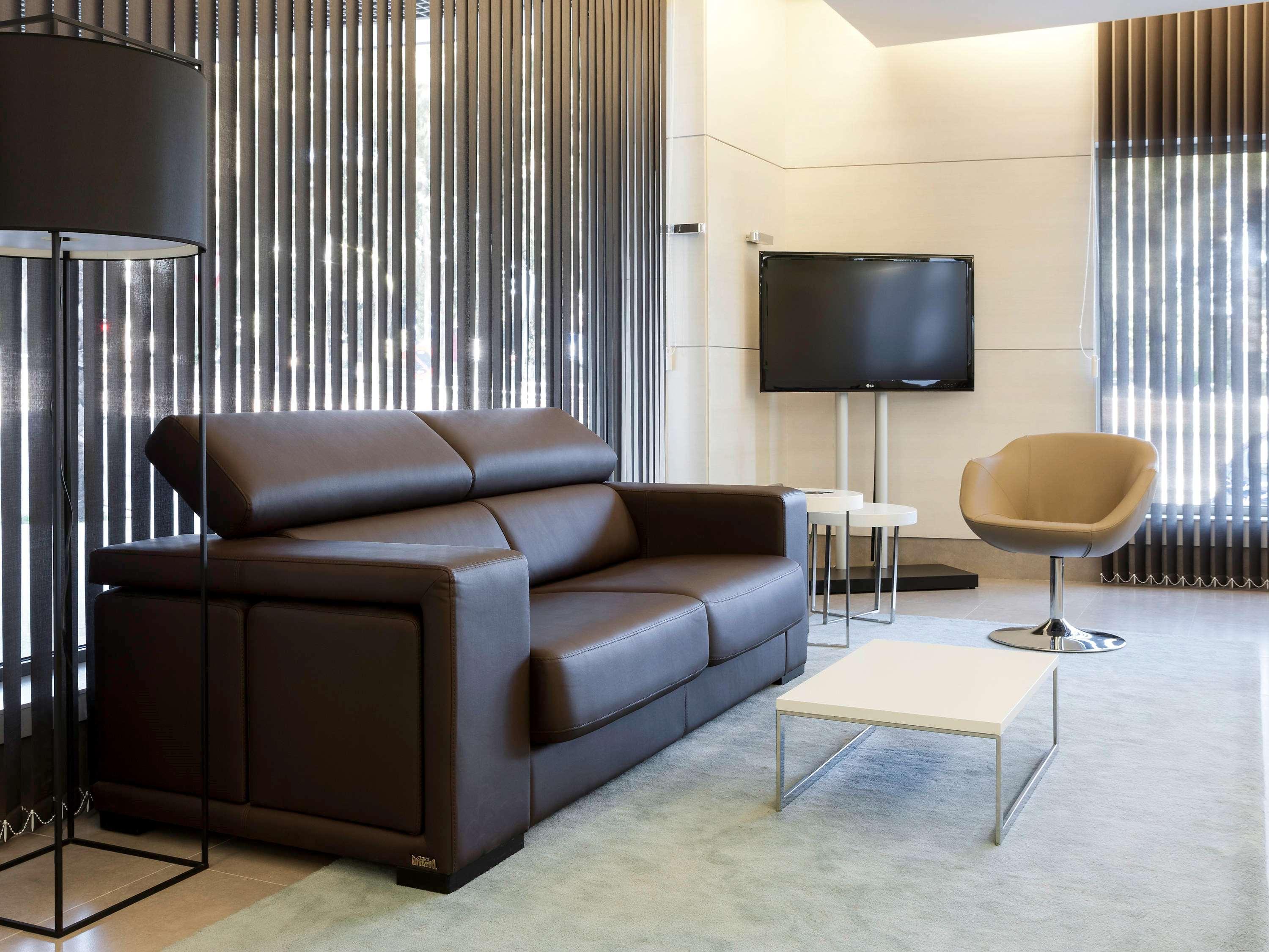 Suittes Hotel Algeciras Bagian luar foto